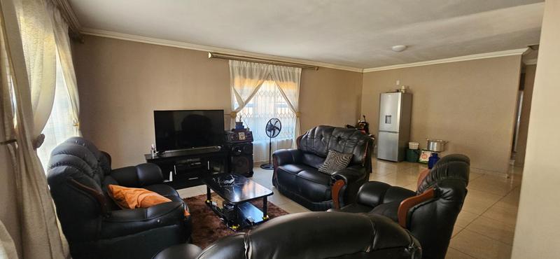 To Let 3 Bedroom Property for Rent in Atteridgeville Gauteng