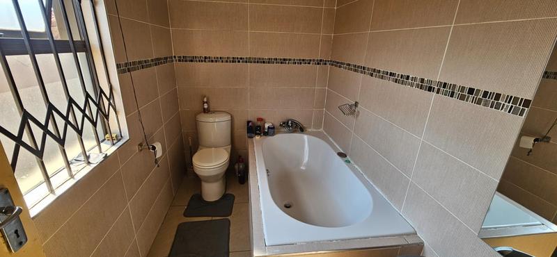 To Let 3 Bedroom Property for Rent in Atteridgeville Gauteng