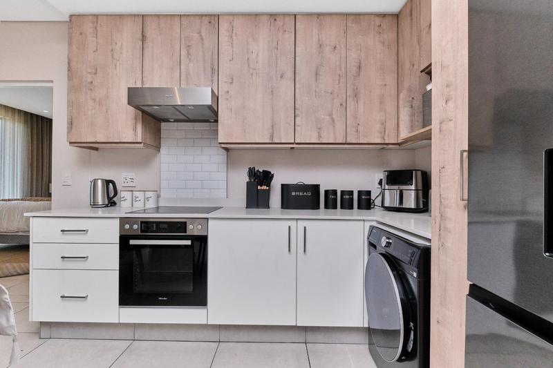 To Let 2 Bedroom Property for Rent in Glenadrienne Gauteng