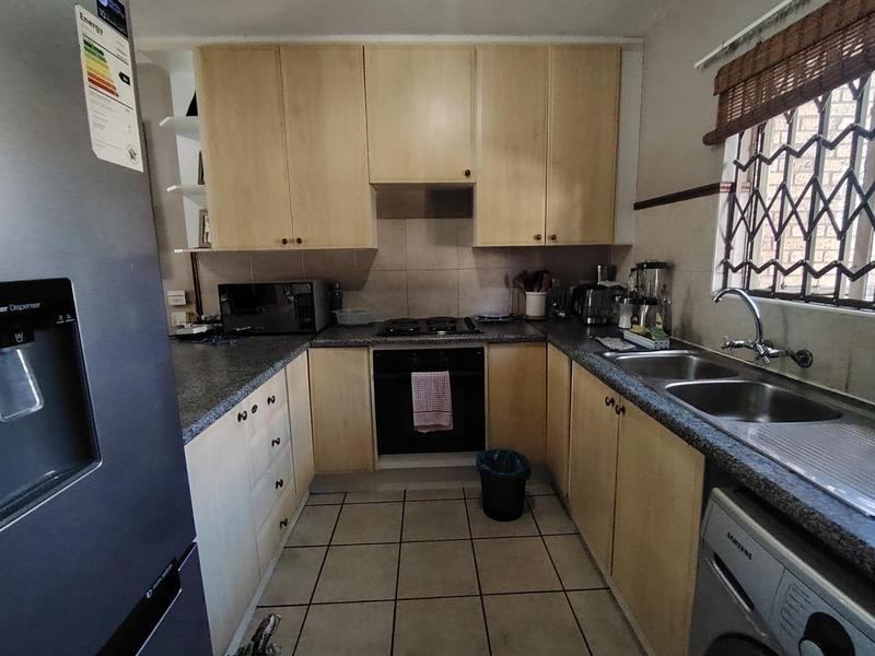 To Let 2 Bedroom Property for Rent in Monavoni Gauteng
