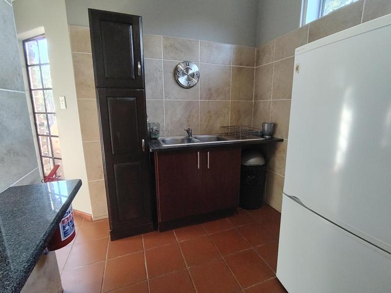 To Let 2 Bedroom Property for Rent in Zwartkop Gauteng