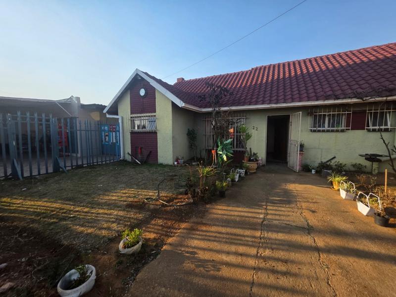 3 Bedroom Property for Sale in Finsbury Gauteng