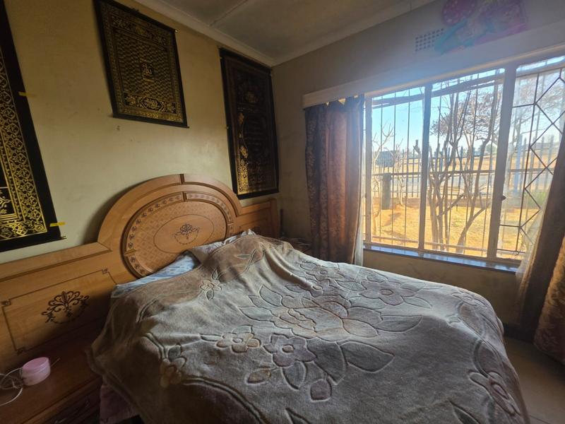 3 Bedroom Property for Sale in Finsbury Gauteng