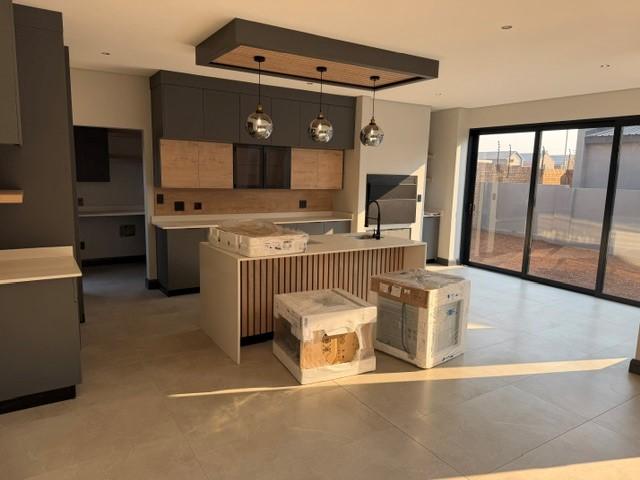 4 Bedroom Property for Sale in Fountainbrook Estate Gauteng