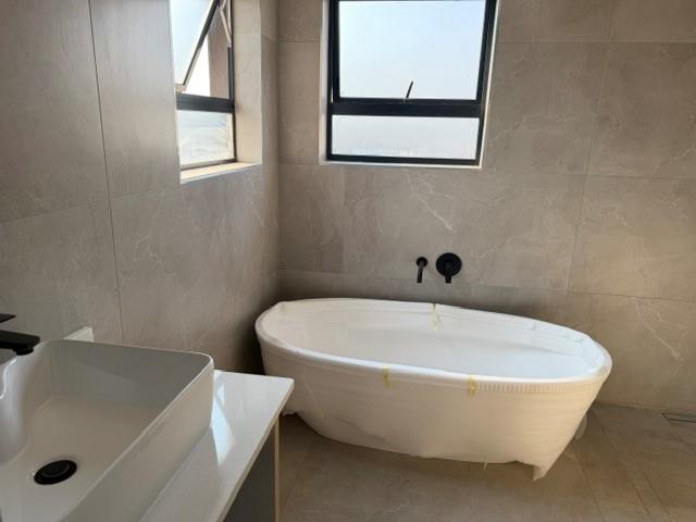 4 Bedroom Property for Sale in Fountainbrook Estate Gauteng