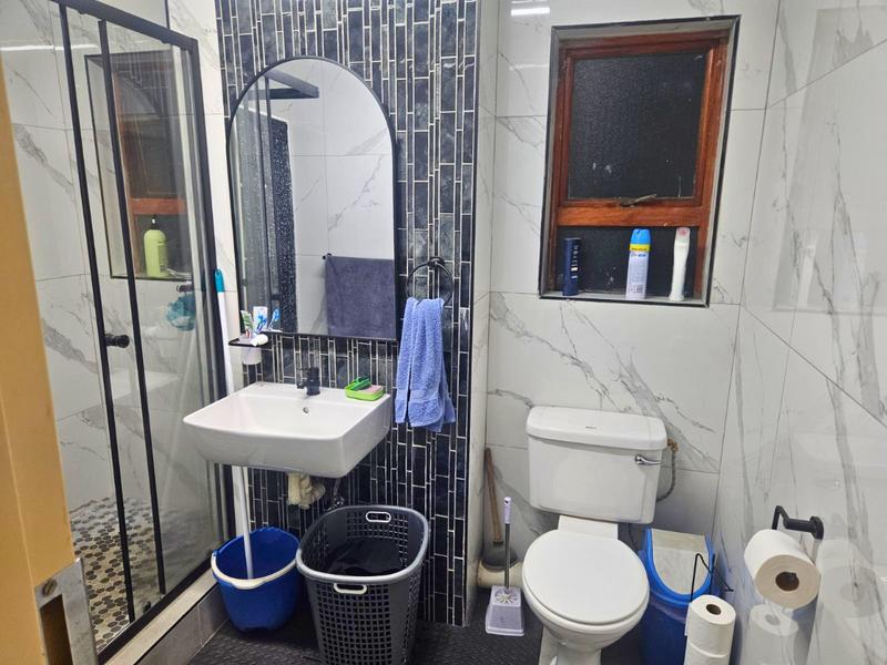 2 Bedroom Property for Sale in Glen Marais Gauteng