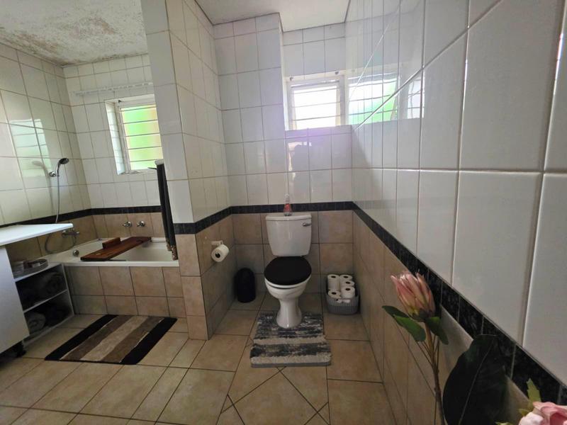 1 Bedroom Property for Sale in Riviera Gauteng