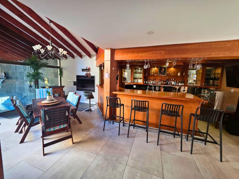 5 Bedroom Property for Sale in Blue Gill Estate Gauteng