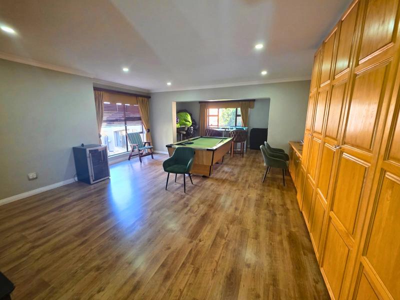 5 Bedroom Property for Sale in Blue Gill Estate Gauteng