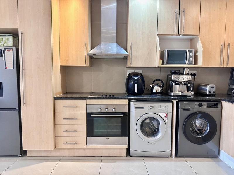 2 Bedroom Property for Sale in Sandton Central Gauteng