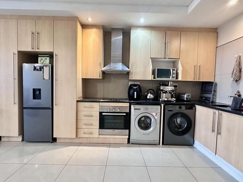 2 Bedroom Property for Sale in Sandton Central Gauteng