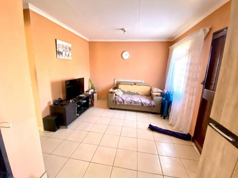 2 Bedroom Property for Sale in Kanana Park Gauteng