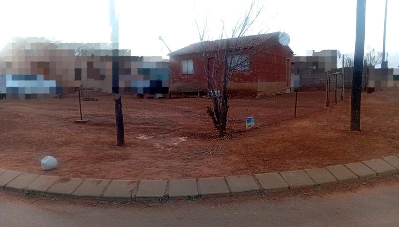 2 Bedroom Property for Sale in Mohlakeng Gauteng