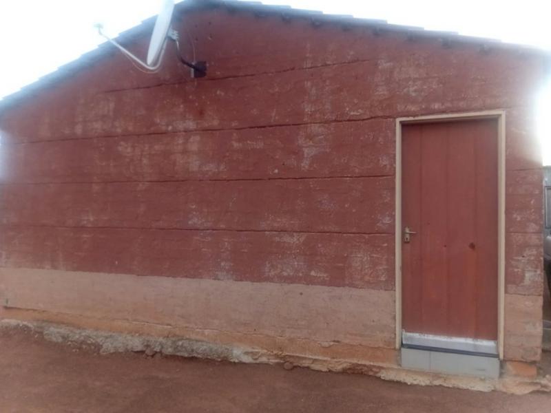 2 Bedroom Property for Sale in Mohlakeng Gauteng