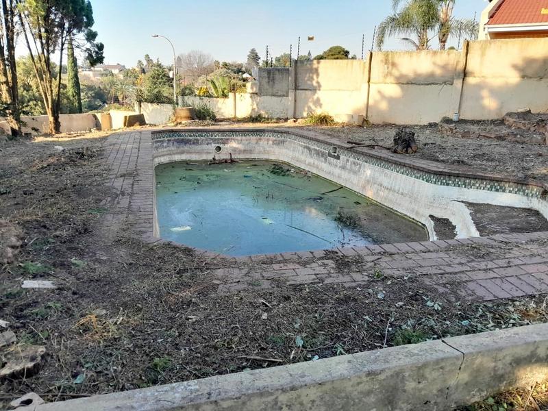 4 Bedroom Property for Sale in Wilro Park Gauteng