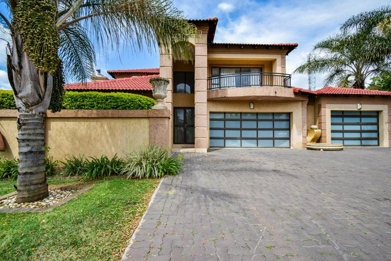 4 Bedroom Property for Sale in Zambezi Country Estate Gauteng