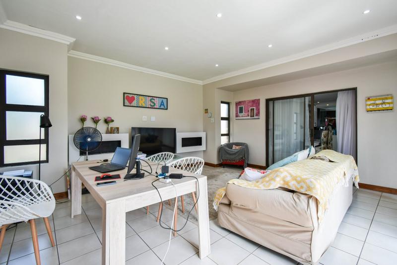 4 Bedroom Property for Sale in Zambezi Country Estate Gauteng