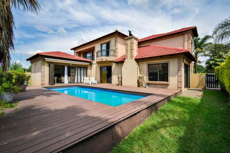 4 Bedroom Property for Sale in Zambezi Country Estate Gauteng