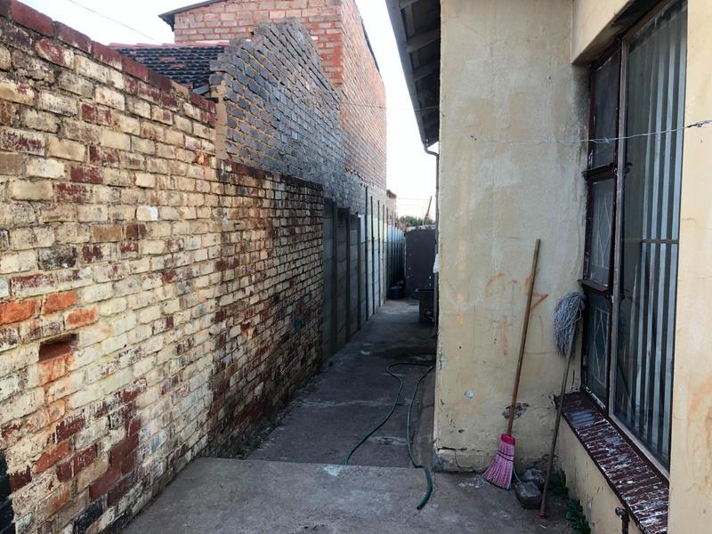 7 Bedroom Property for Sale in Elsburg Gauteng