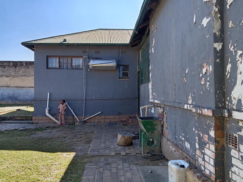10 Bedroom Property for Sale in Webber Gauteng