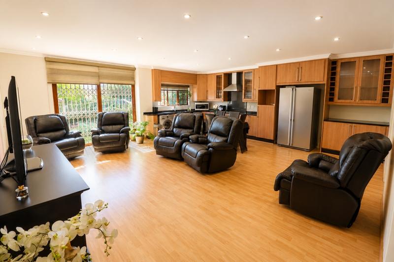 2 Bedroom Property for Sale in Rivonia Gauteng