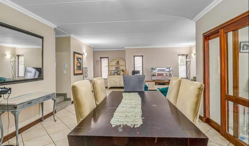 3 Bedroom Property for Sale in Glenvista Gauteng