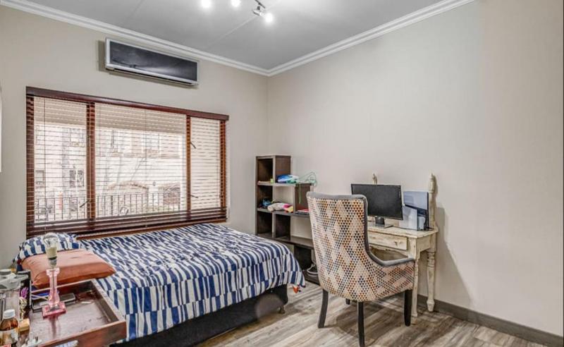 3 Bedroom Property for Sale in Glenvista Gauteng