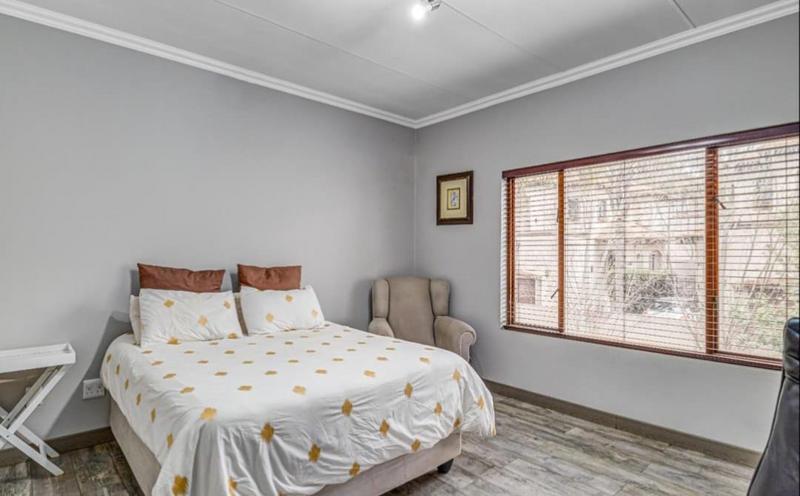 3 Bedroom Property for Sale in Glenvista Gauteng
