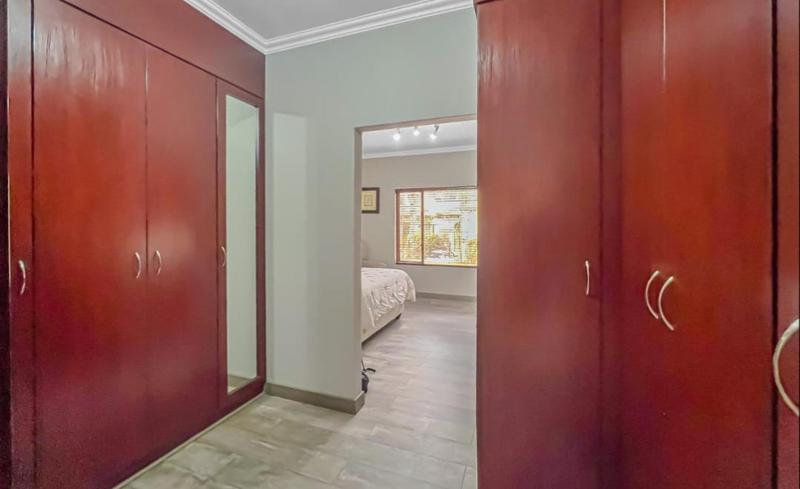 3 Bedroom Property for Sale in Glenvista Gauteng