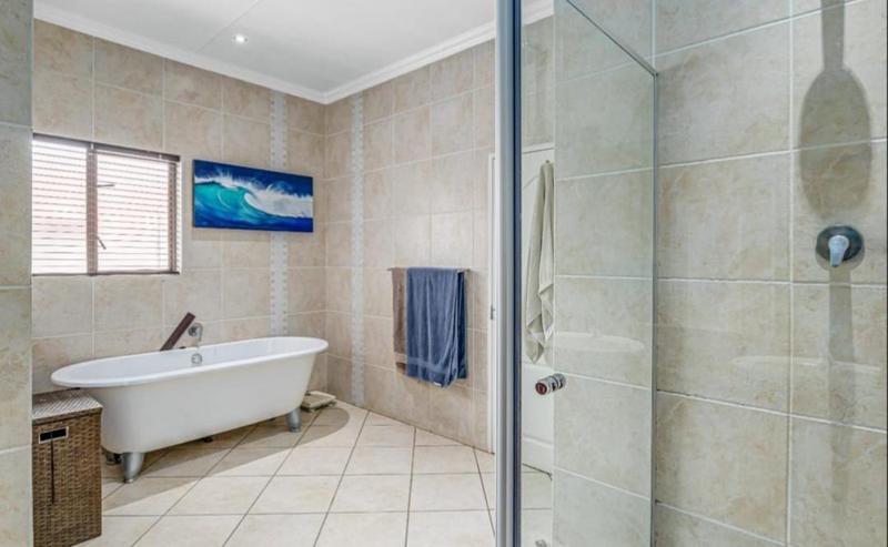 3 Bedroom Property for Sale in Glenvista Gauteng