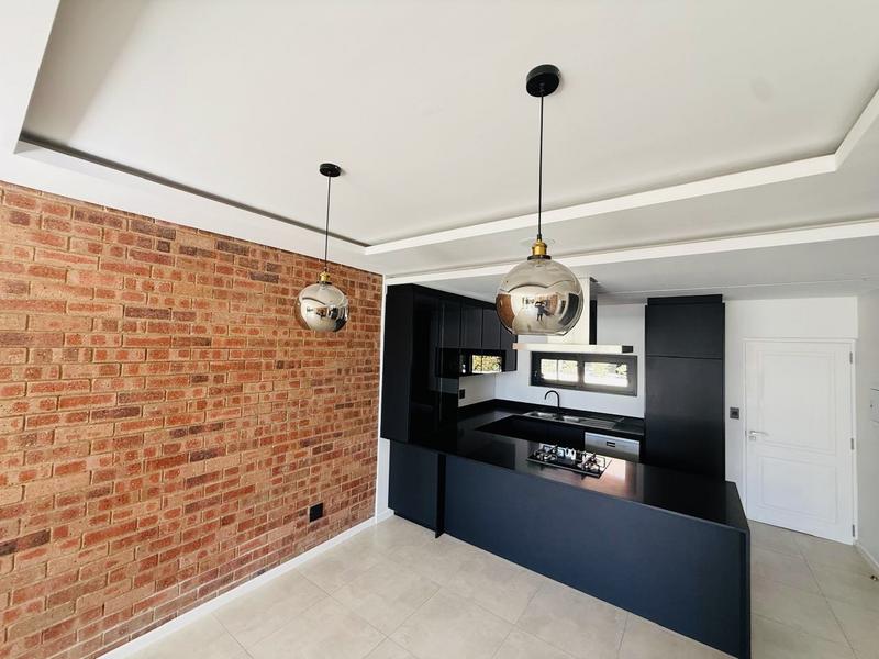 2 Bedroom Property for Sale in Broadacres Gauteng