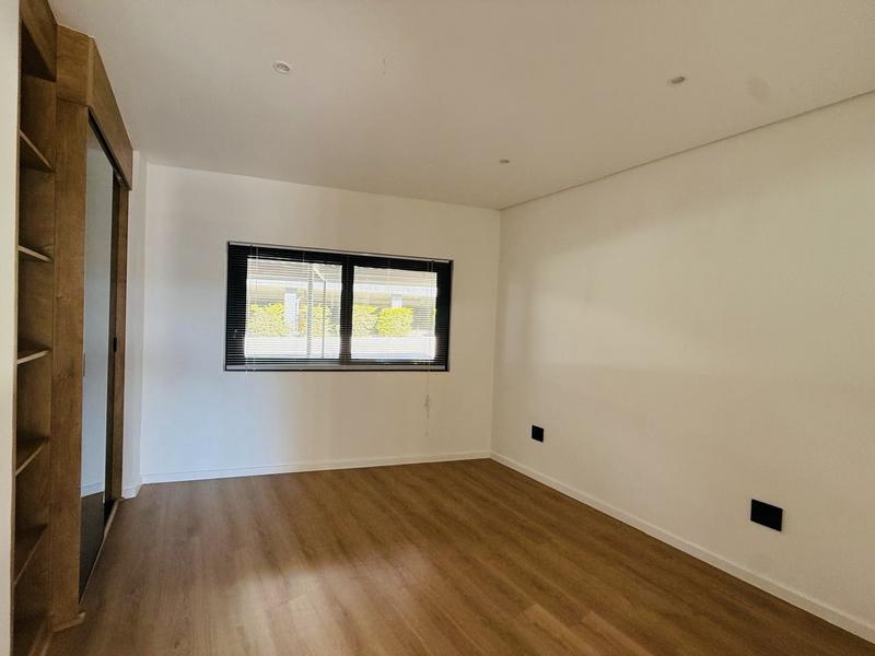 2 Bedroom Property for Sale in Broadacres Gauteng