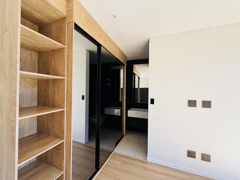 2 Bedroom Property for Sale in Broadacres Gauteng