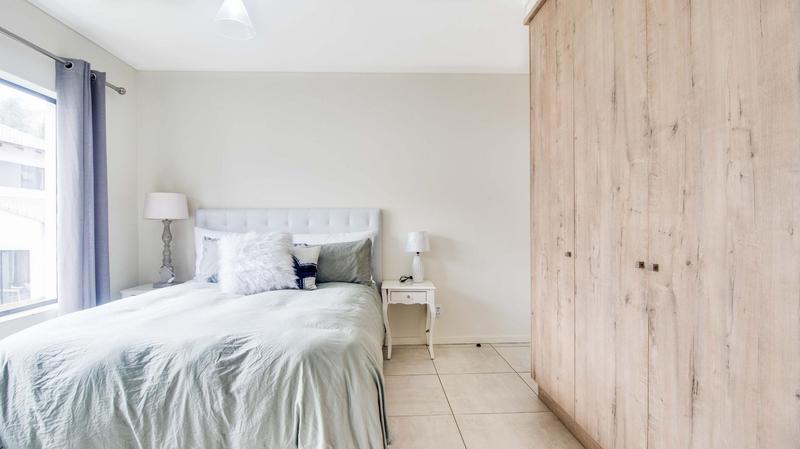 4 Bedroom Property for Sale in Ruimsig Country Estate Gauteng
