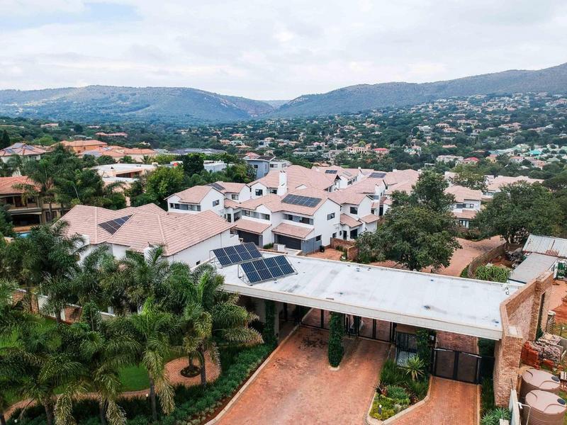 4 Bedroom Property for Sale in Ruimsig Country Estate Gauteng