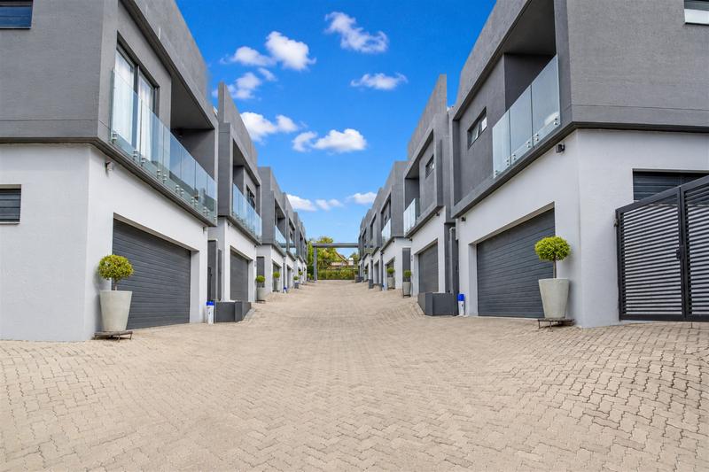 3 Bedroom Property for Sale in Edenburg Gauteng