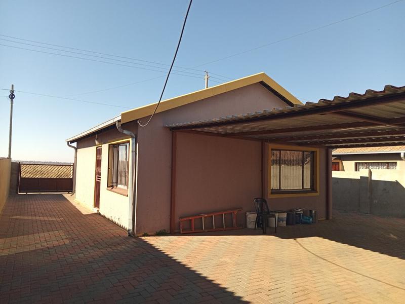2 Bedroom Property for Sale in Lower Finsbury Gauteng
