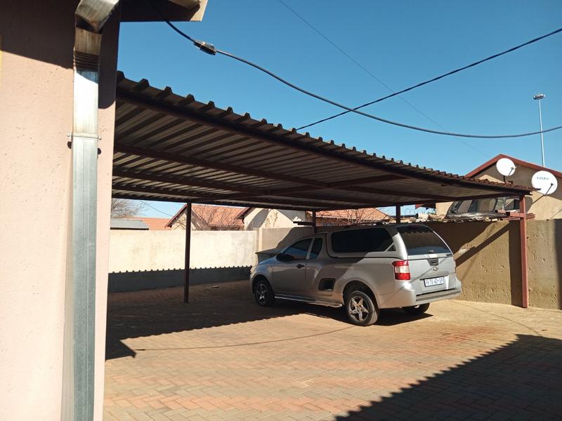 2 Bedroom Property for Sale in Lower Finsbury Gauteng
