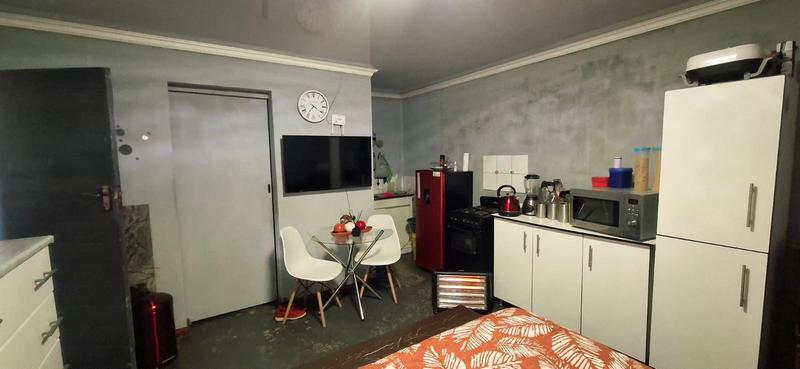 13 Bedroom Property for Sale in Zola Gauteng