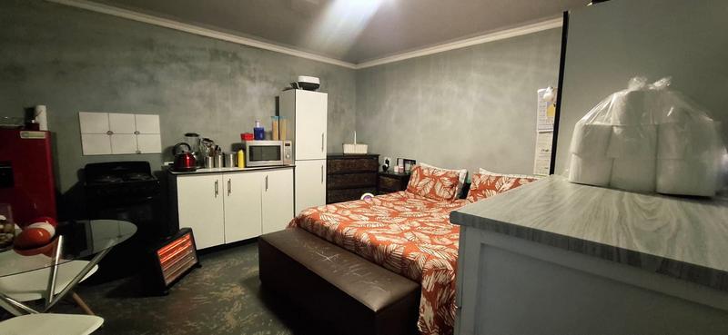 13 Bedroom Property for Sale in Zola Gauteng