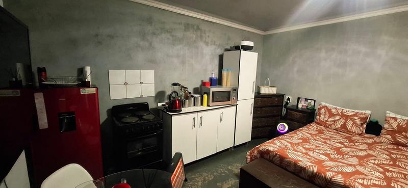 13 Bedroom Property for Sale in Zola Gauteng