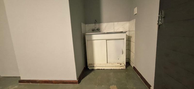 13 Bedroom Property for Sale in Zola Gauteng