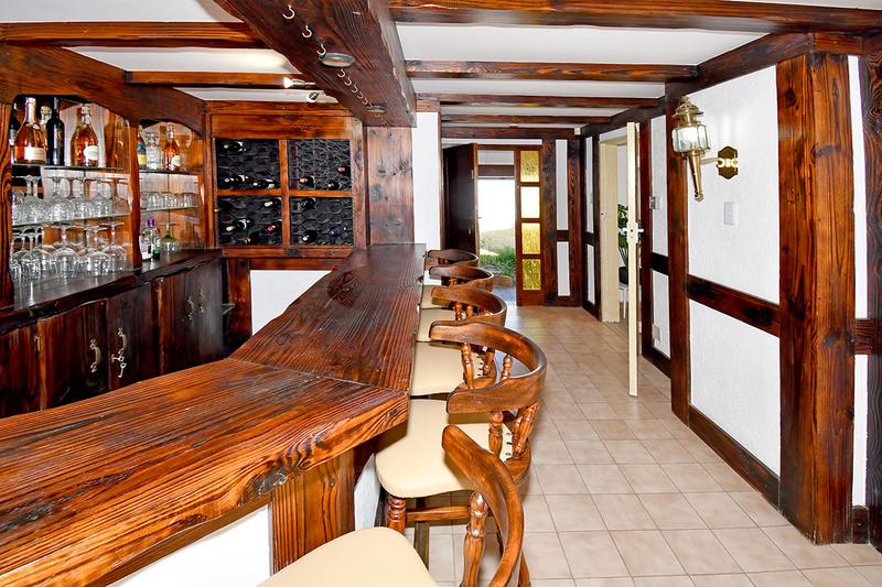 To Let 5 Bedroom Property for Rent in Glenadrienne Gauteng