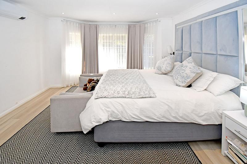 To Let 5 Bedroom Property for Rent in Glenadrienne Gauteng