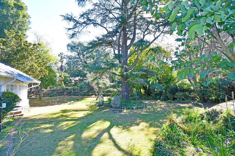 To Let 5 Bedroom Property for Rent in Glenadrienne Gauteng