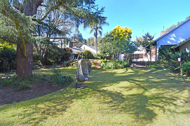 To Let 5 Bedroom Property for Rent in Glenadrienne Gauteng