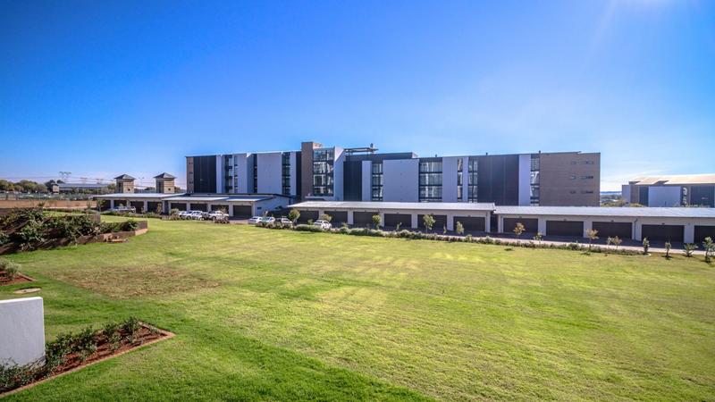 To Let 3 Bedroom Property for Rent in Midstream Estate Gauteng