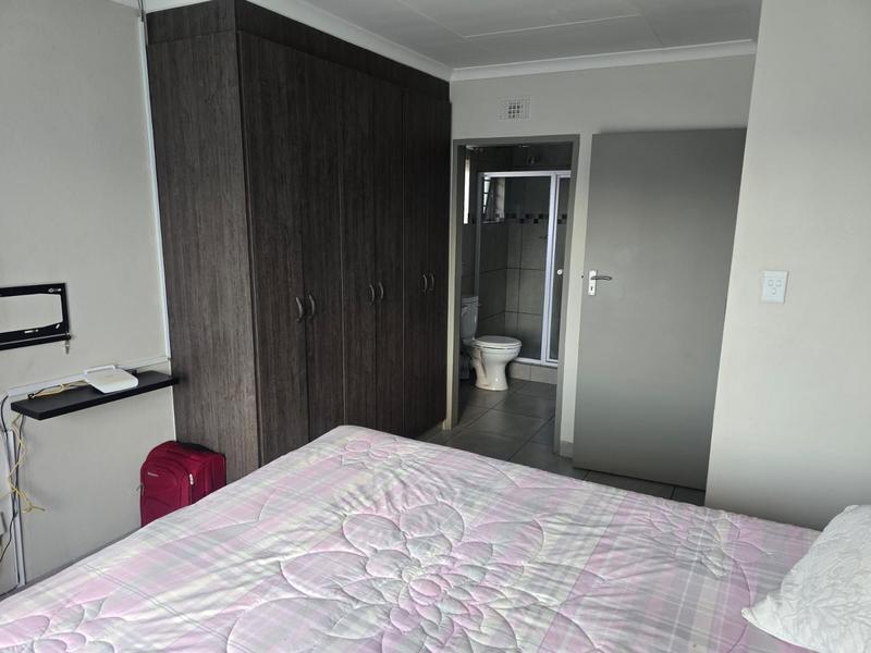 3 Bedroom Property for Sale in Albertsdal Gauteng