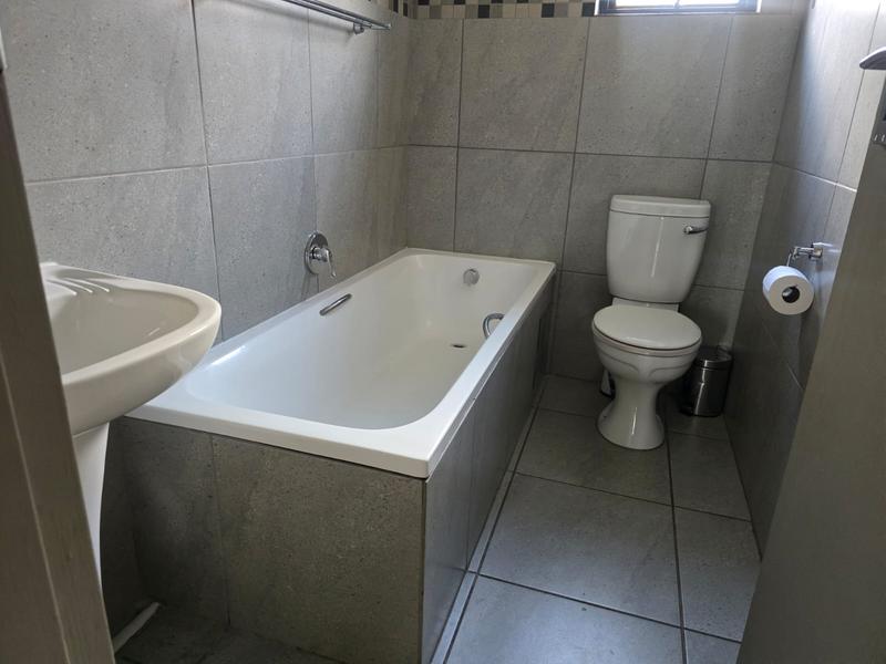 3 Bedroom Property for Sale in Albertsdal Gauteng
