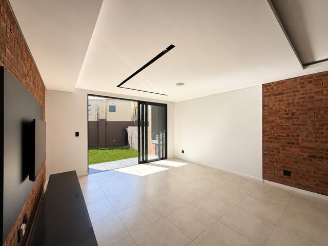2 Bedroom Property for Sale in Fourways Gauteng